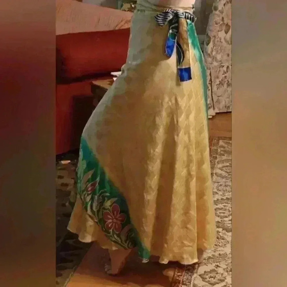 Full Length Maxi Wrap Skirt NWOT - Picture 5 of 10